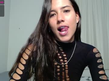 webcam girl one_more_cum live cam image #4510727