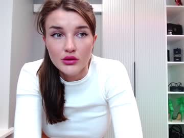 webcam girl marti_lovely live cam image #4492597
