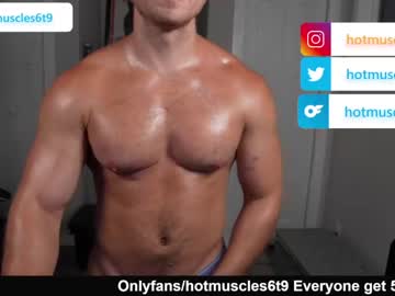 webcam man hotmuscles6t9 live cam image #4729961
