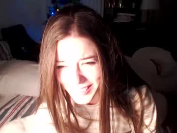 webcam girl christine_horny live cam image #799912