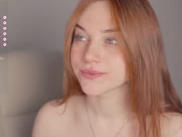 webcam girl mia_milagros live cam image #6577286