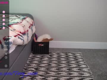 webcam girl fiery_redhead live cam image #4092157