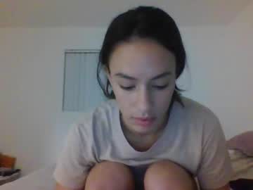 webcam girl lovelylovelybrooke live cam image #7077422