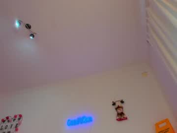 webcam girl angel_danm_milf live cam image #796309