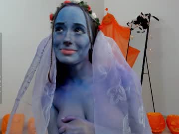 webcam girl margarethowell live cam image #5635669