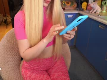 webcam girl sweety_rinushka_ live cam image #1573328