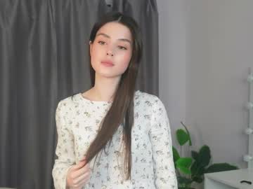 webcam girl lucky_forme live cam image #7089383