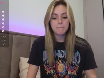 webcam girl sky_magic live cam image #6841256