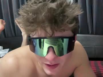 webcam man evanbrown333 live cam image #6782304