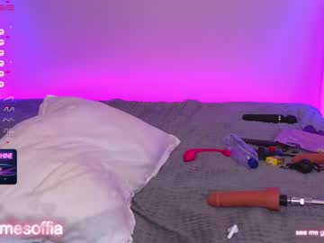 webcam girl kittymeow_xxx live cam image #4146311