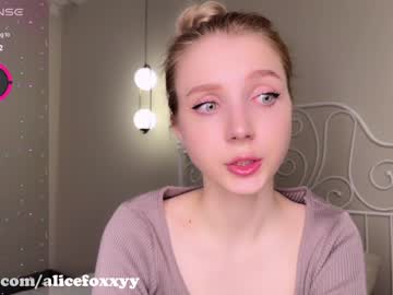 webcam girl oh_honey_ live cam image #6590345