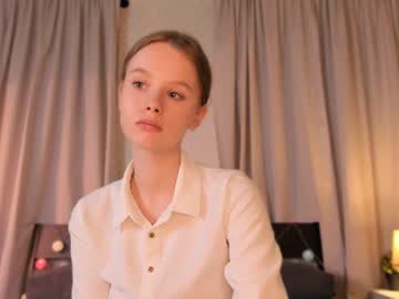 webcam girl aislyworld live cam image #6519300