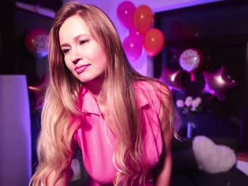 webcam girl stella_and_stephan live cam image #4448585
