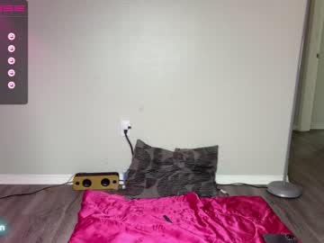webcam girl bigtitslav123 live cam image #3921906