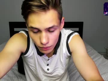 webcam man cuute_boy live cam image #2567737