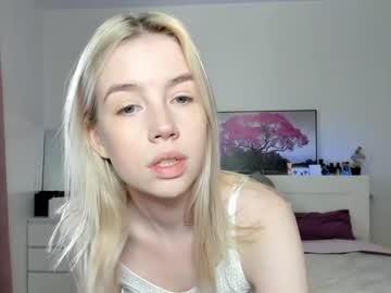 webcam girl _emiliaaa live cam image #4315960