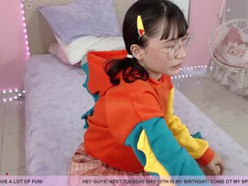 webcam girl little_effy18 live cam image #1790106