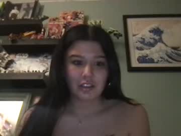 webcam girl bigtitsmollyyy live cam image #6166580