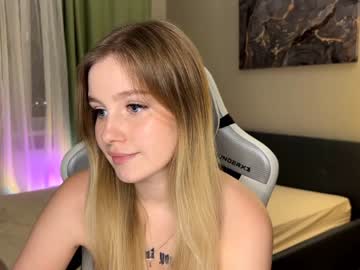 webcam girl cute_siberian_girl live cam image #3016875