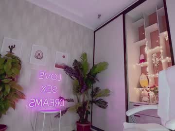 webcam girl hi_teika live cam image #2463642