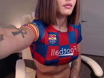 webcam girl cherry_beauty live cam image #4539795
