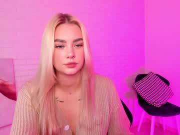 webcam girl 8a8y_nura live cam image #1089726