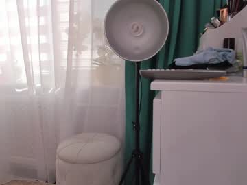 webcam girl sweety_rinushka_ live cam image #4867903