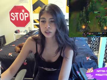 webcam girl violetttflowers live cam image #3705037