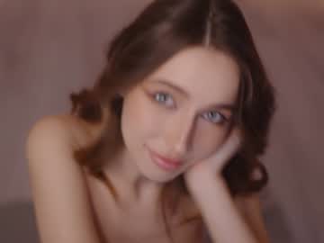 webcam girl silent_chill live cam image #5925048