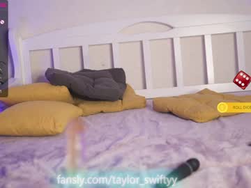webcam girl _taylor_swift live cam image #1746454