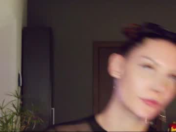 webcam girl flowerr_powerr live cam image #5969371