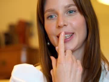 webcam girl ellaa91 live cam image #1772832