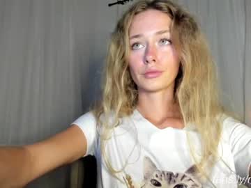 webcam girl oksanafedorova live cam image #2922811
