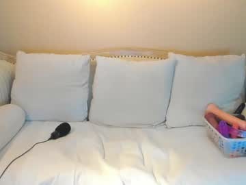 webcam girl eatmygingersnapps live cam image #6285618