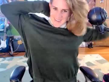 webcam tranny katiecutie_5 live cam image #2367992