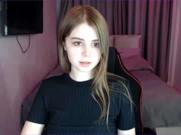 webcam girl tripleprinces live cam image #4633949