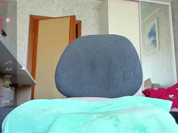 webcam girl yourgirl_044 live cam image #6488682