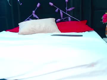 webcam couple lincy_and_evanss live cam image #1041421