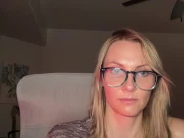 webcam girl kaileeshy live cam image #1455342