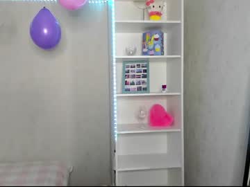 webcam girl emilymilkenn live cam image #669506