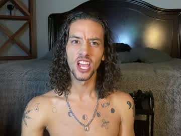 webcam man makingmoans live cam image #4906621
