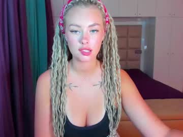 webcam girl 8a8y_nura live cam image #2409517