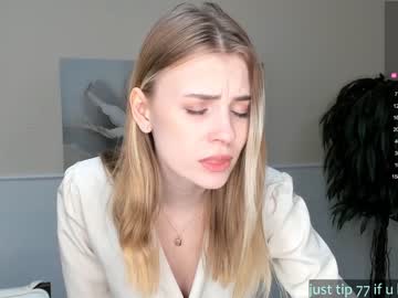 webcam girl fannycullimore live cam image #6634754