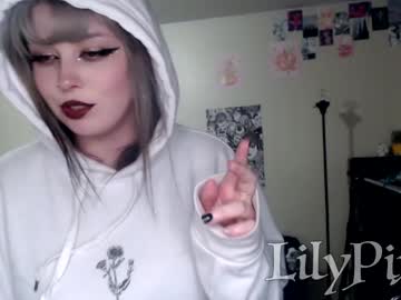 webcam girl lilypixel live cam image #3148063