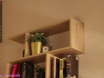webcam girl bettyhudson live cam image #998220