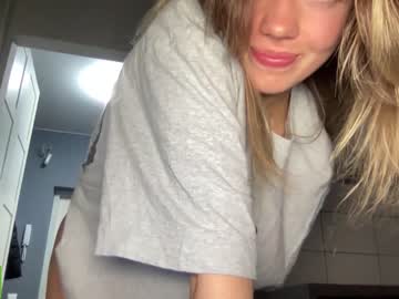 webcam girl angel_from_sky live cam image #6203245