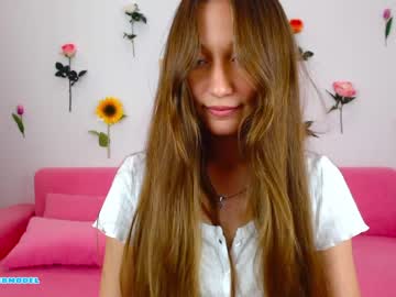 webcam girl ambertan1 live cam image #2772386