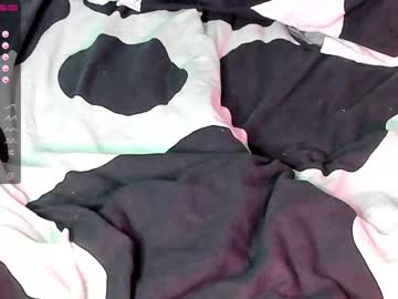 webcam girl milkaaaaa live cam image #2328822
