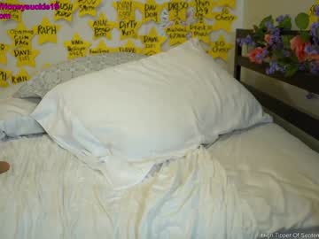 webcam girl 19honeysuckle live cam image #2750708