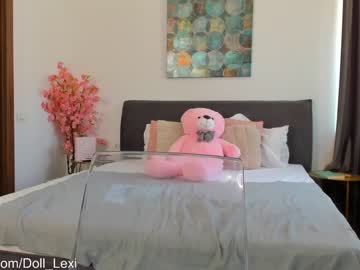 webcam girl doll_lexi live cam image #4596088
